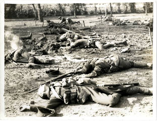Casualties after a charge [France]. .