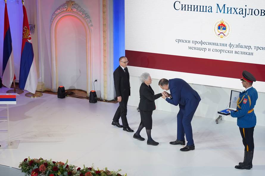 Banja Luka: Dodik odlikovao Vladimira Putina za patriotizam i ljubav prema Republici Srpskoj