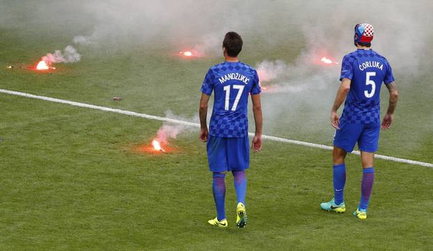 Czech Republic v Croatia - EURO 2016 - Group D