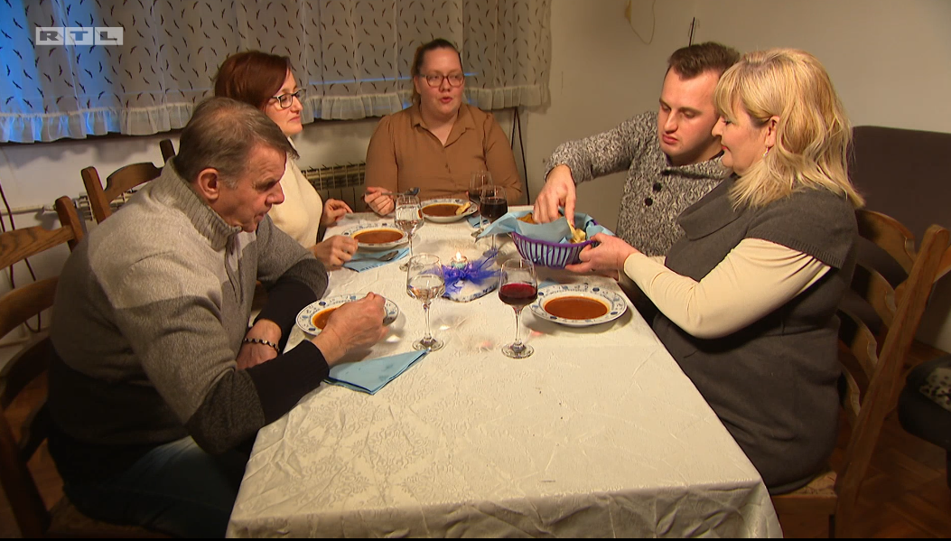 Matea spremila gulaš, Zoran se pokazao kao vrlo kritičan gost: 'U glavnom jelu falio je prilog'