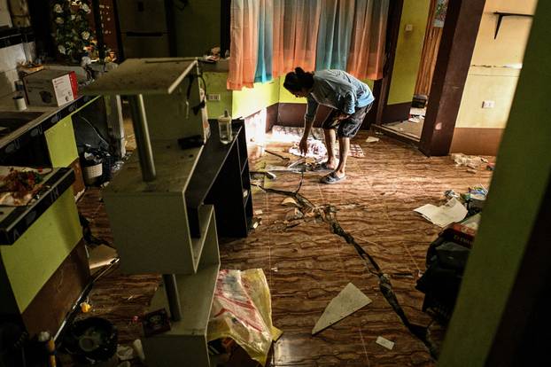Aftermath of earthquake in southern Philippines