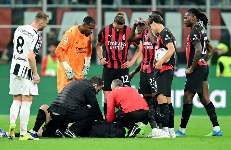 Serie A - AC Milan v Juventus