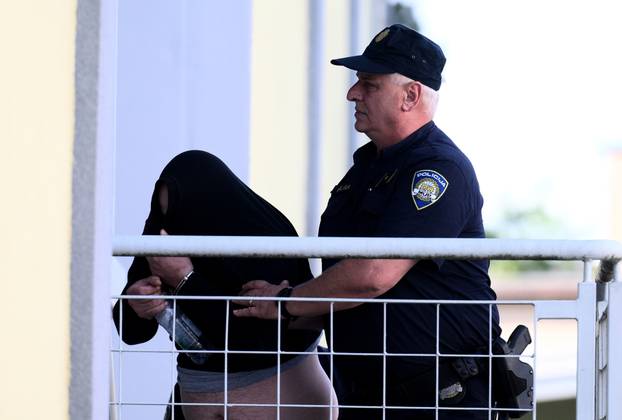 Zagreb: Dovođenje osumljičenika za ubojstvo u Dubravi 