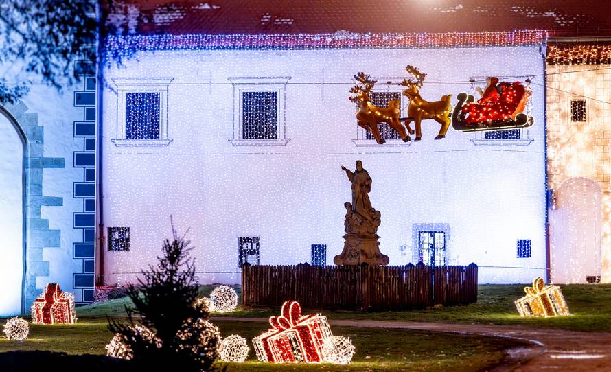 Znamo gdje nastaju blagdanske fotke koje osvajaju Instagram!