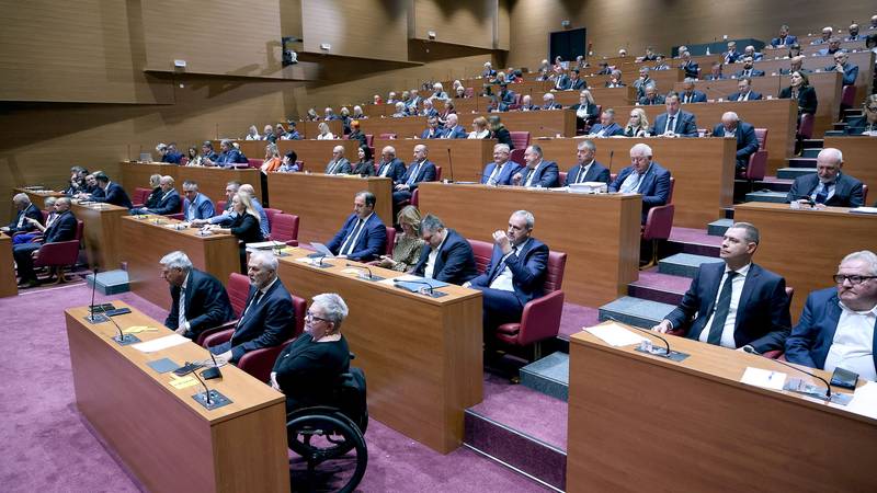 Sabor danas glasa o opozivu Vlade: Ovo je predstava u kojoj negativac ne želi sići s pozornice