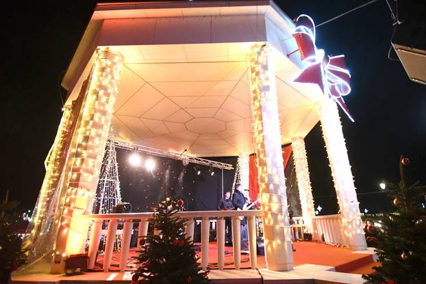 Bjelovar: Vlado Klember nastupio na dočeku Nove Godine