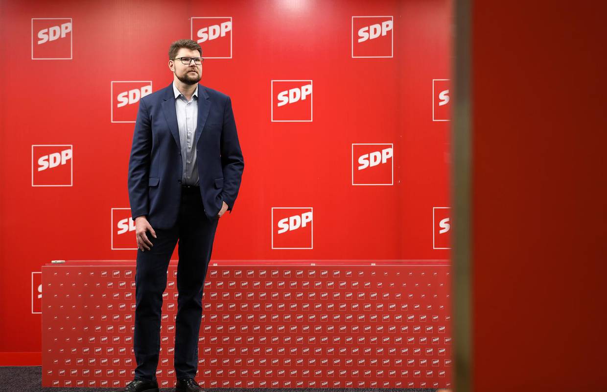 Kaos u SDP-u: Izabrali su nove šefove, a članstvo im se rasipa