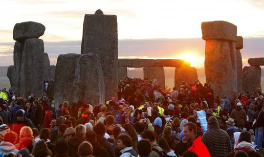 Stonehenge: Misteriozni spomenik privlači milijune ljudi