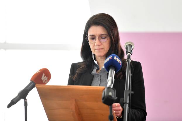 Kuršanec: U OŠ Kuršanec održana komemoracija za djecu stradalu u požaru