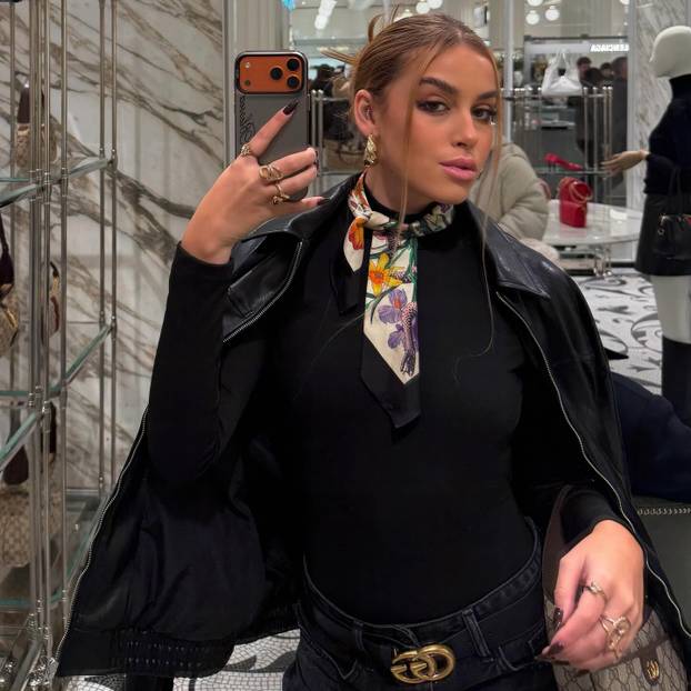 Alisha je prošlost. Zvijezda Brazila sad se spetljala s kćeri legende Arsenala. Tek joj je 19