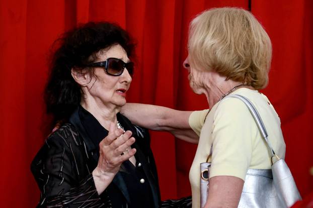 Sprovod glumca Josipa Pejakovića u Sarajevu