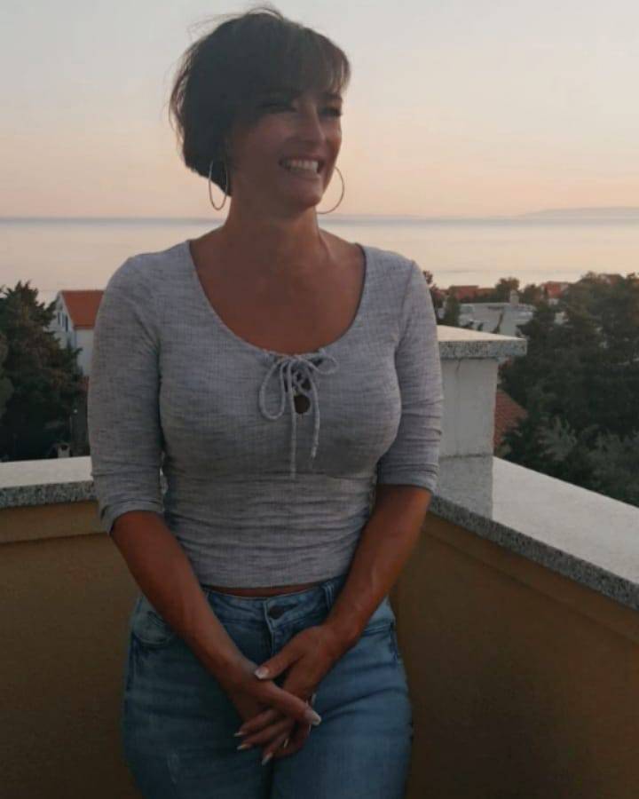 Valentina (45) mami uzdahe na društvenim mrežama: 'Divna si'