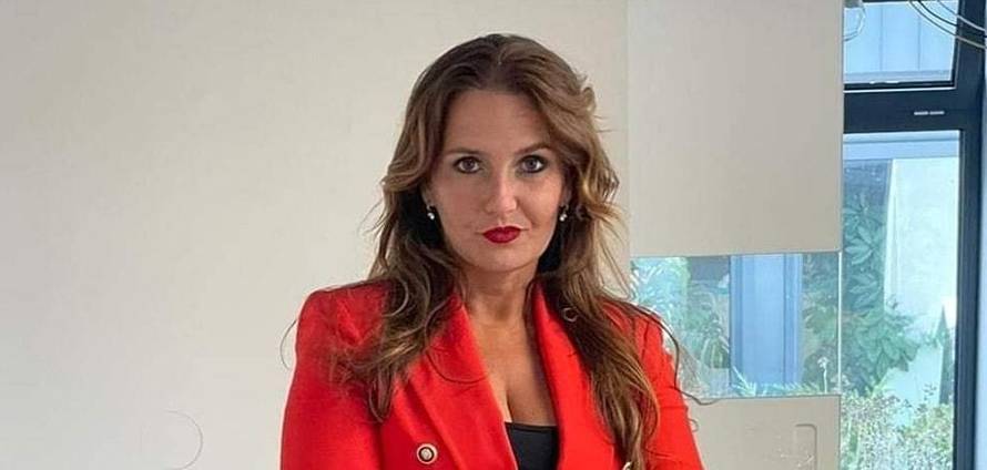 FOTO HDZ-ova načelnica u općini u kojoj više nema za božićnice ima aute, gliser, ušteđevinu...