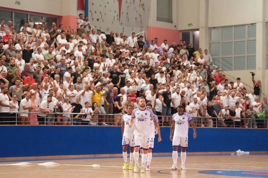 Makarani slave šampione! Novo vrijeme je pregazilo Osječane u petoj utakmici doigravanja