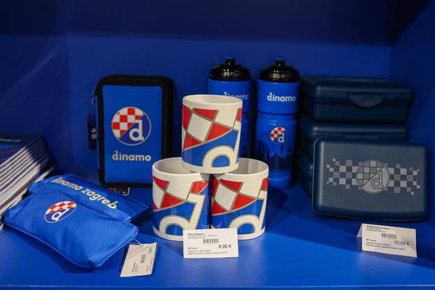 Zagreb: Otvorenje novog Dinamovog fan shopa