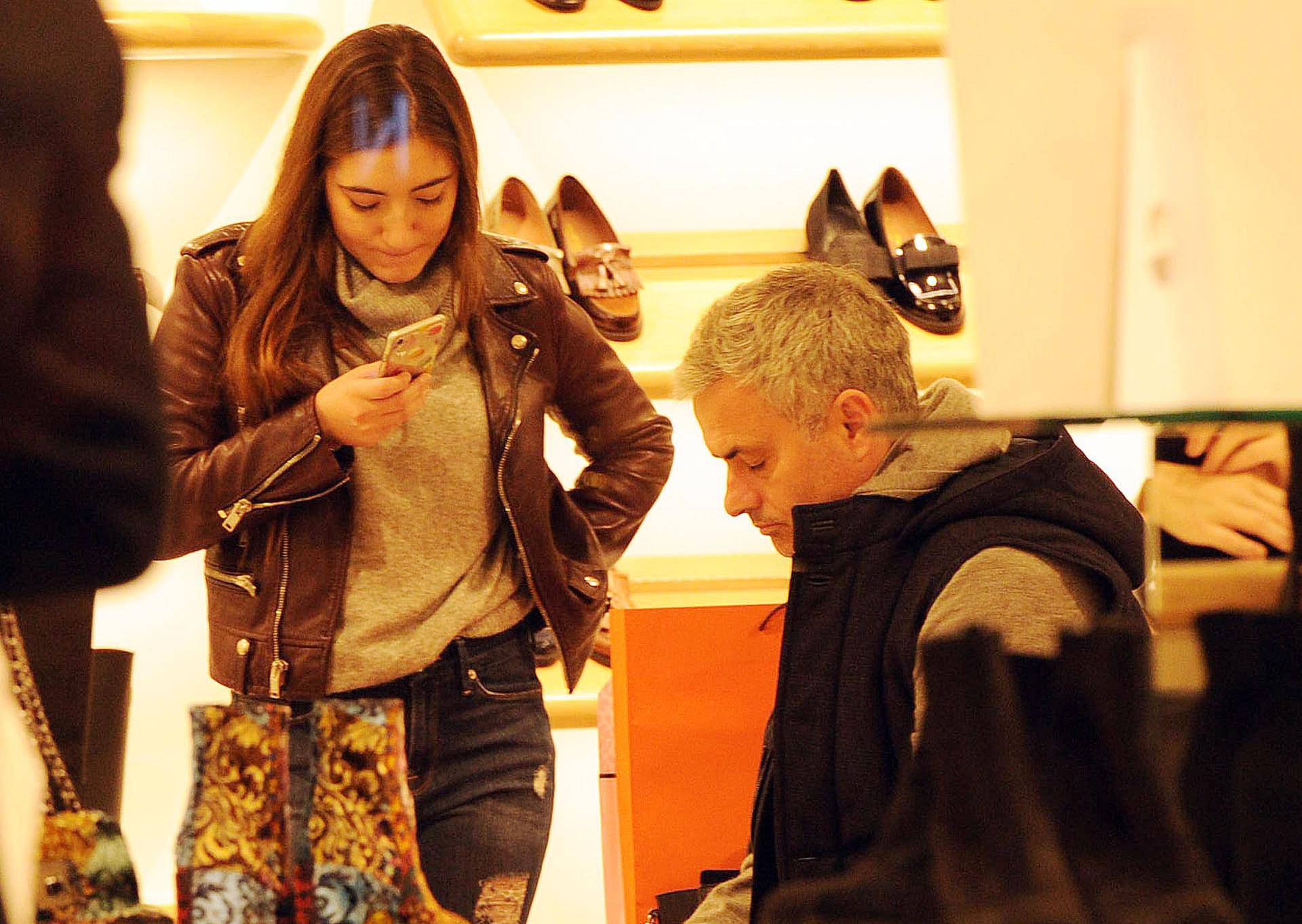 EXC - Manchester United Manager Jose Mourinho and daughter xmas Shopping