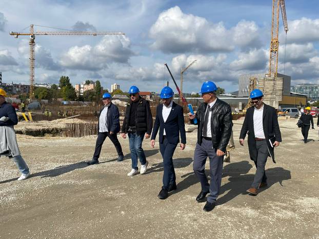 FOTO Uskoro će zasjati nova ljepotica u Kranjčevićevoj! Evo kako napreduju radovi...