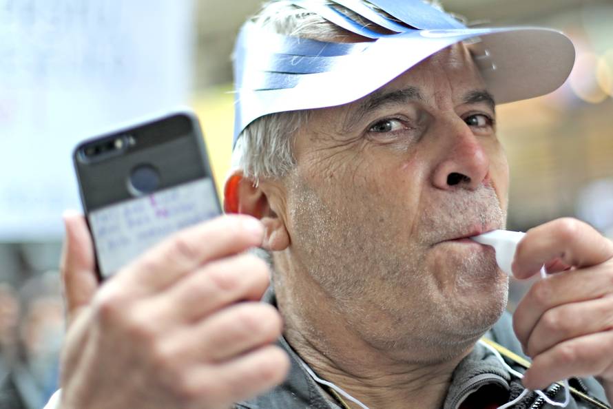 'Vlada je najgori razred' i ostali genijalni transparenti učitelja