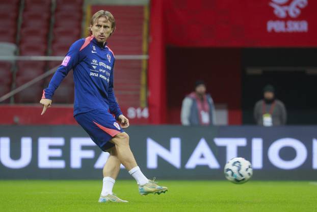 Varšava: Trening nogometaša Hrvatske uoči utakmice protiv Poljske