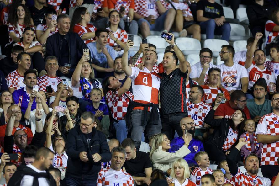 Atmosfera na Poljudu na utakmici između Hrvatske i Španjolske u Ligi nacija