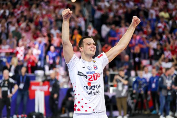 Zagreb: Slavlje rukometaša Hrvatske nakon pobjede nad Mađarskom i prolaska u polufinale Svjetskog prvenstva