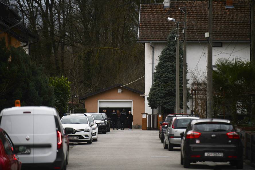 Zagreb: Požar kuće u Ivanjoj Reki, jedna osoba ozlijeđena 
