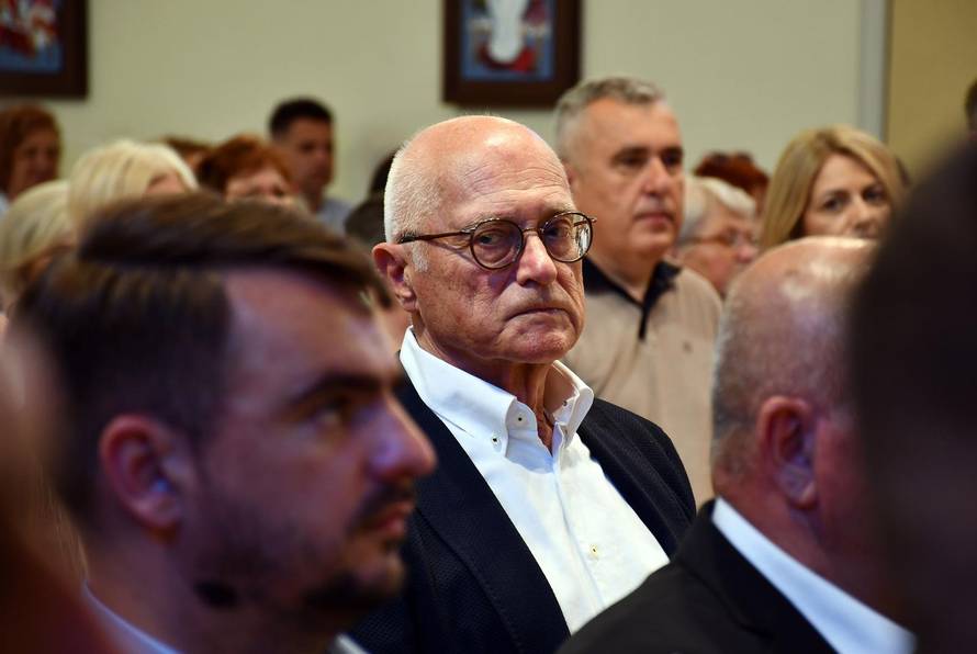 'Hvala dragome Bogu, naša župa je dobila moći sv. Ante iz Padove i svetog pape Pia X.'