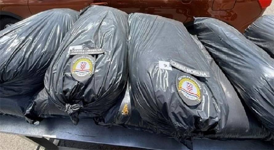 POPUŠILI SU Zaplijenili gotovo 100 kg duhana u Sl. Brodu