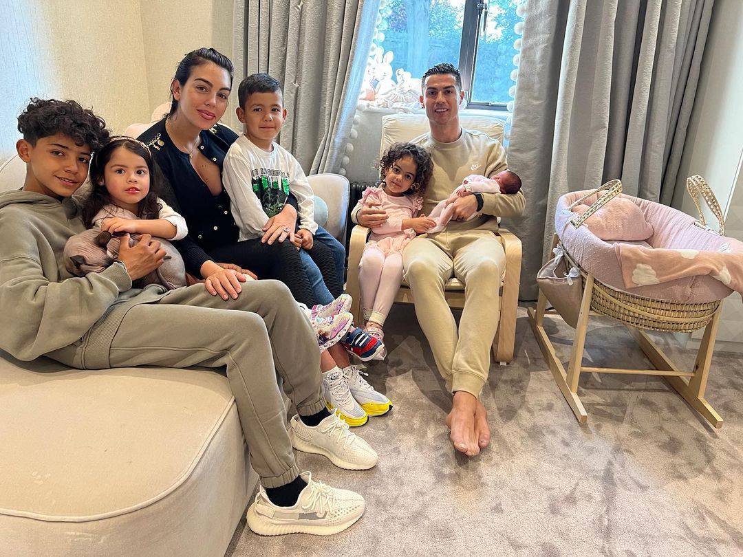 Ronaldo pozirao s kćeri nakon tragičnog gubitka sina tijekom porođaja: Zauvijek ću te voljeti