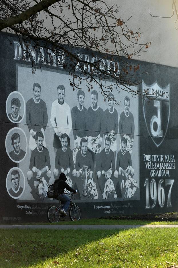 Zagreb: Grafit Dinamove postave iz 1967. godine na zgradi na Peš?enici