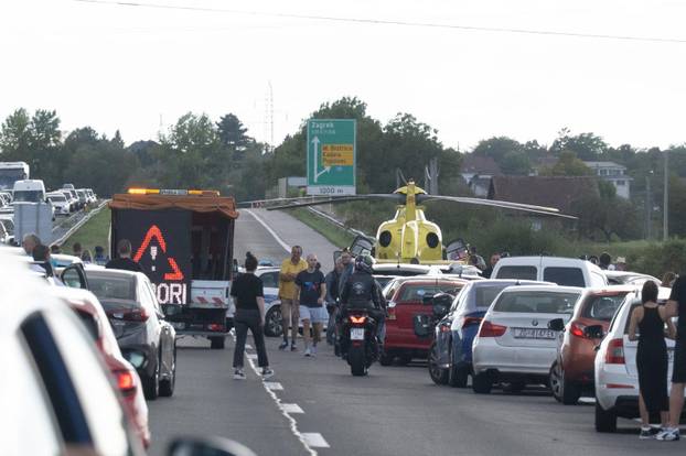 Sveti Ivan Zelina: Sudar automobila i motora na autocesti A4 u smjeru Zagreba