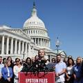 Epsteinovim žrtvama je dosta. Slažu svoju listu imena: Znamo poimence tko je tamo bio