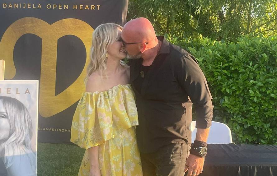 Inspektor Josip oduševio svoju Danijelu poljupcem: 'Iznenadio me pusom. Baš me iznenadio'