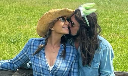 Elizabeth Hurley opet ljubi, i to oca Miley Cyrus! Njegova bivša: I mislila sam da me vara s njom