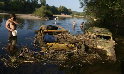 'Do sada smo iz prirode izvukli 16.000 automobilskih olupina'