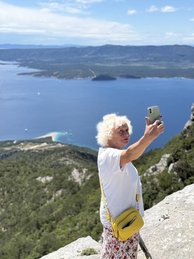 FOTO Baka i unuk iz Hrvatske proputovali više od 20 zemalja: Pogledajte sve njihove avanture
