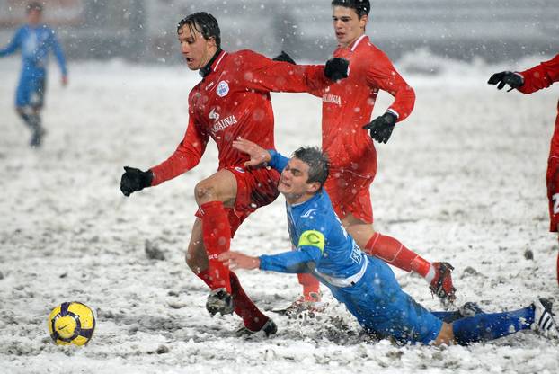 Ovako je izgledala utakmica Varaždina i Splita odigrana na današnji dan 2010.