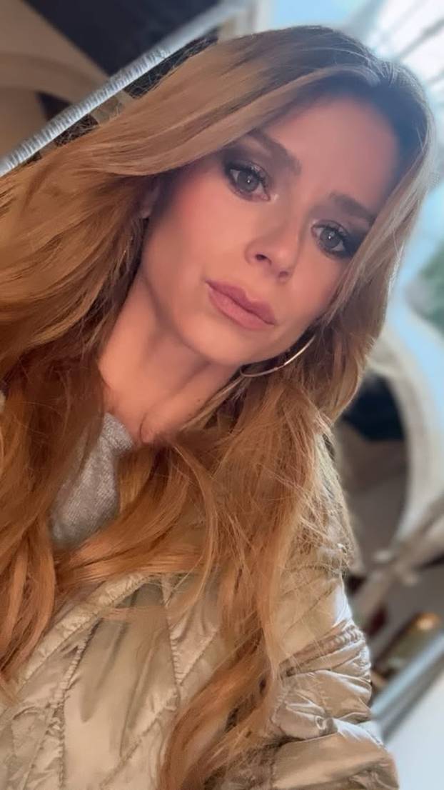 FOTO Nestala je s terena, otišla u reality pa postala model u tangicama. Sad se vraća tenisu