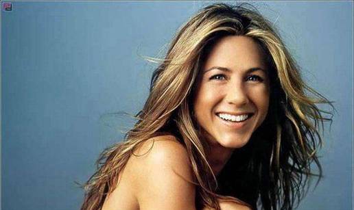 Jennifer Aniston i dalje surađuje s Bradom Pittom