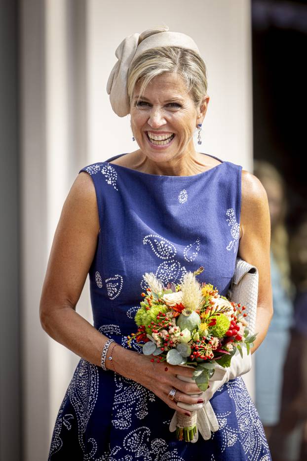 Queen Maxima opens Social Cultural Center de Basis