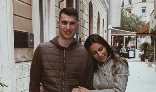 Dominik  i  Helena Livaković raznježili su fanove rijetkom fotkom sa sinom Joakimom