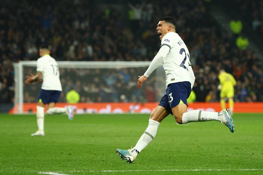 Premier League - Tottenham Hotspur v Manchester United