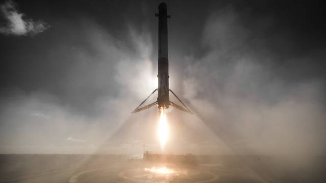 SpaceX sljedeću raketu neće ni pokušati spustiti na platformu