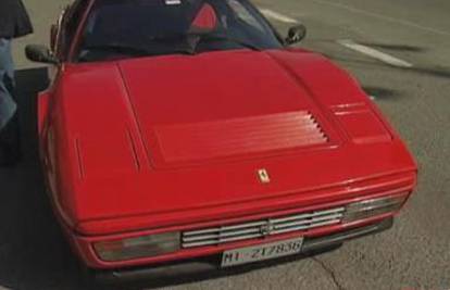 Lažni Ferrari i do nekoliko puta jeftiniji od originala