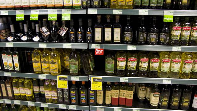 Ulje lampante prodavali kao ekstra djevičansko maslinovo ulje: Nije za ljudsku prehranu