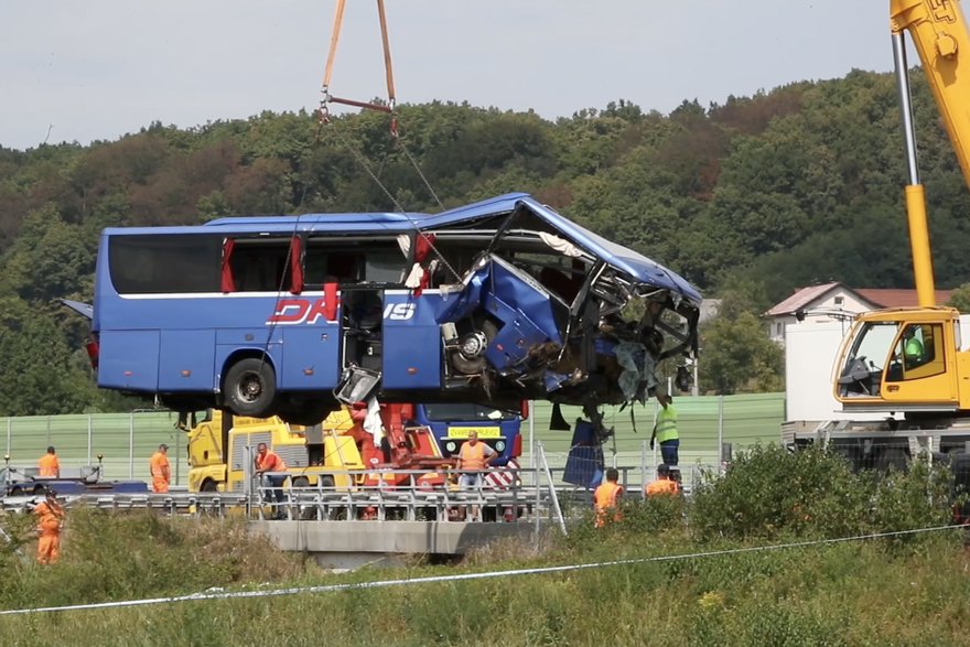 2022. Teška nesreća na A4: Sletio autobus koji je prevozio hodočasnike u Međugorje, poginulo 12 ljudi