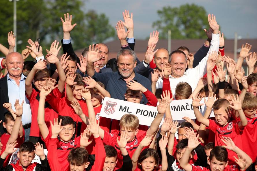 Milan Bandić opet nije izgubio izbore. Niti je otišao u zatvor.