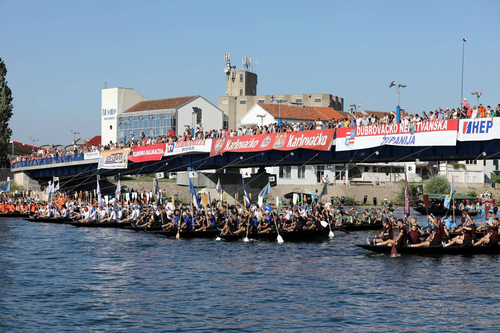 Metković: Start 22. Maratona lađa