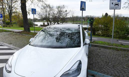 Državni poticaji mogli bi udvostručiti broj električnih vozila do kraja 2026. godine