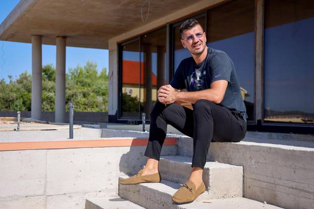 Sukošan: Umirovljeni košarkaš Marko Banić gradi vile u čast Kobeja Bryanta